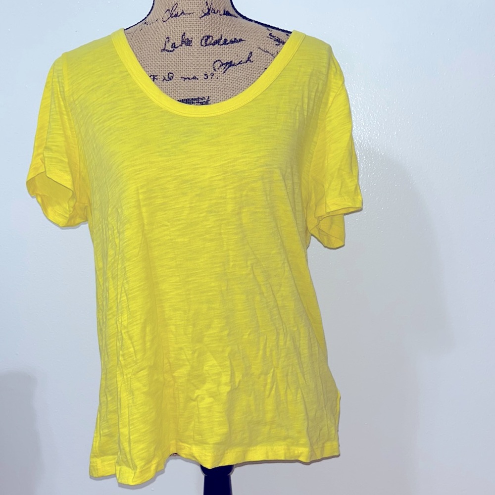 NWT Gap Factory Bright Yellow Short Sleeve Tee